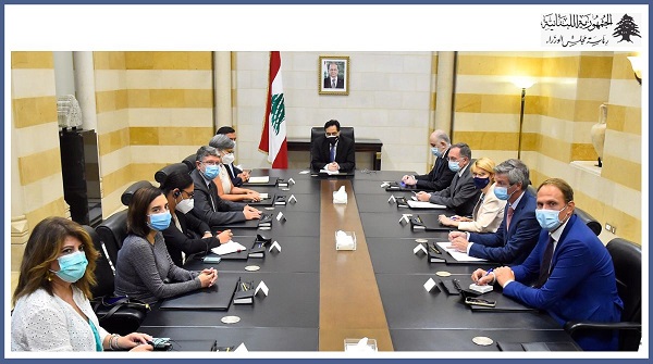 الرئيس دياب يستقبل وفدًا من الاتحاد الأوروبي