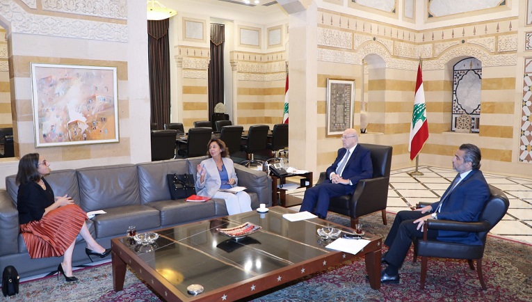 الرئيس ميقاتي يستقبل وزيرة الدولة لشؤون التنمية الادارية نجلا رياشي