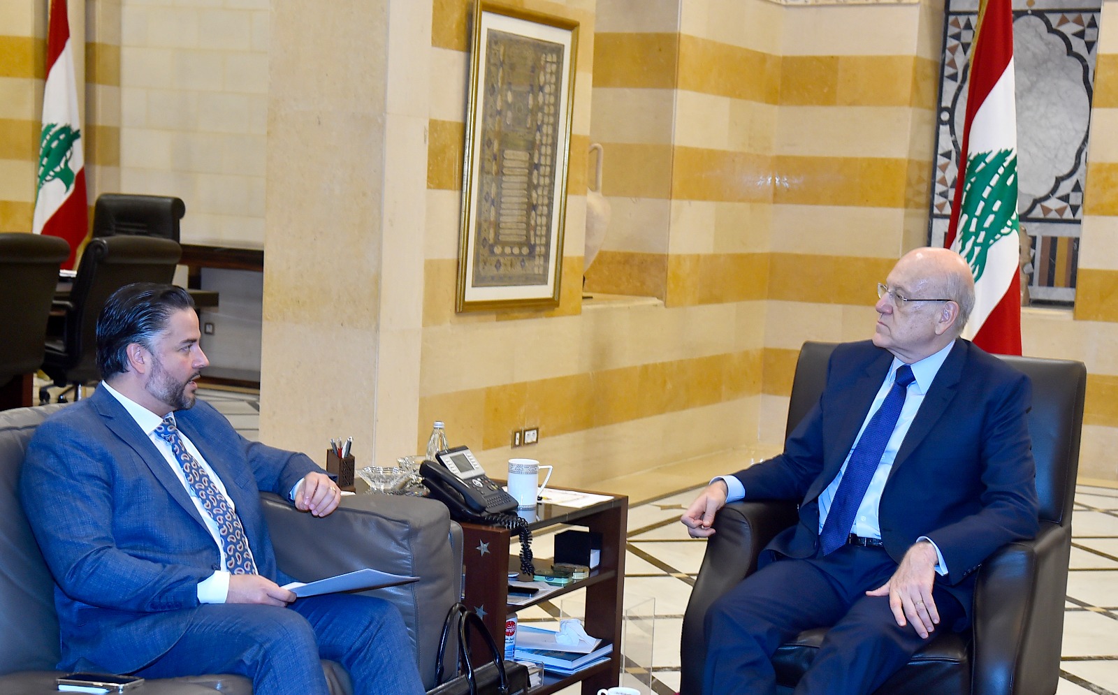 الرئيس ميقاتي يستقبل وزير الاقتصاد والتجارة أمين سلام