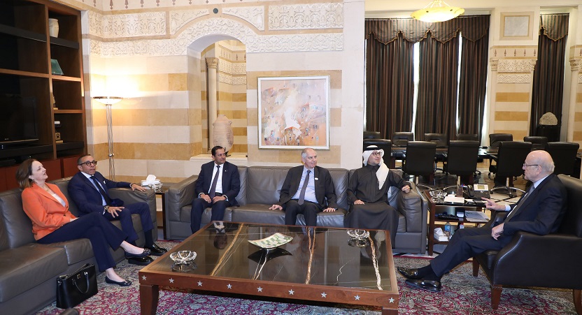 الرئيس ميقاتي يستقبل سفراء اللجنة الخماسية العربية الدولية