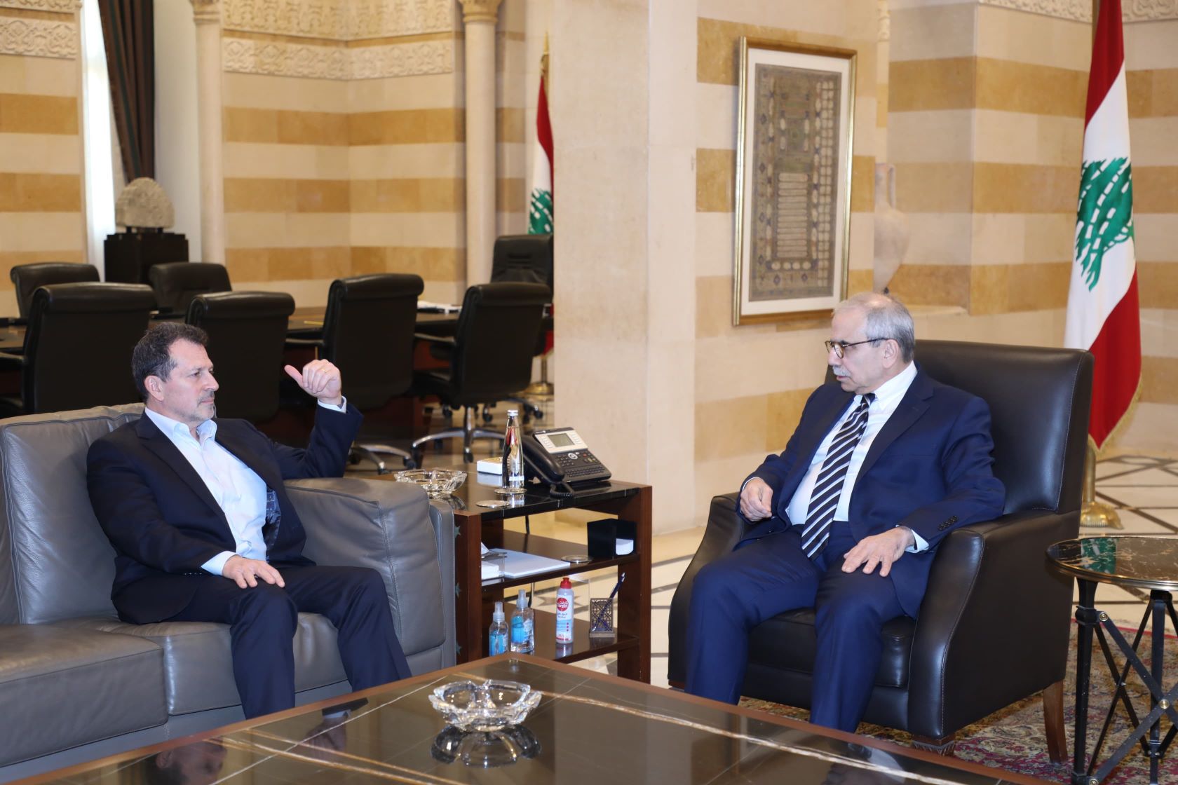 الرئيس سلام يستقبل وزير المهجرين ووزير الدولة لشؤون تكنولوجيا المعلومات والذكاء الاصطناعي كمال شحادة