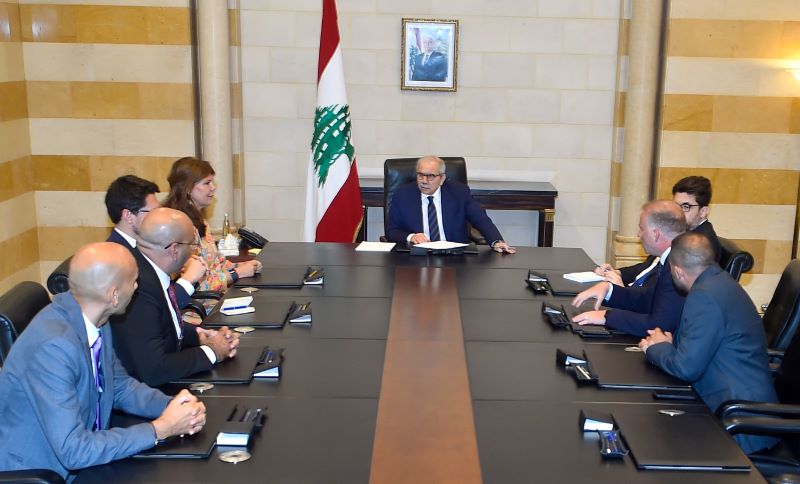 الرئيس سلام يستقبل وفدا من شركة يوتلسات الفرنسية