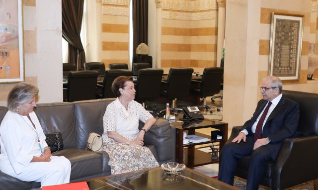 الرئيس سلام يلتقي رئيسة المؤسسة المارونية للانتشار السيدة روز شويري والمديرة العامة هيام بستاني