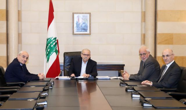 الرئيس سلام يجتمع مع وزراء الدفاع ميشال منسى والعدل عادل نصار والداخلية أحمد الحجار