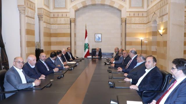 الرئيس سلام يترأس إجتماعا مع نواب البقاع ورؤساء عدد من البلديات في البقاع