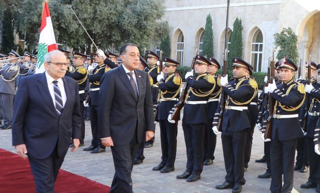 الرئيس سلام يستقبل رئيس الحكومة المصرية مصطفى مدبولي في السراي الكبير