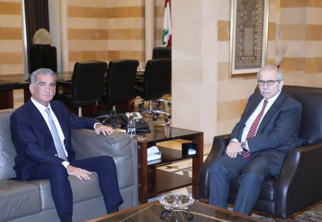 الرئيس سلام يستقبل النائب السابق مصباح الاحدب