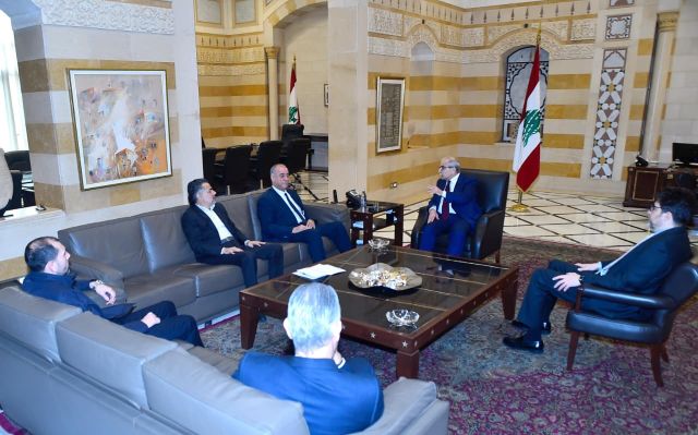 الرئيس سلام يستقبل وفدا من تكتل الاعتدال الوطني