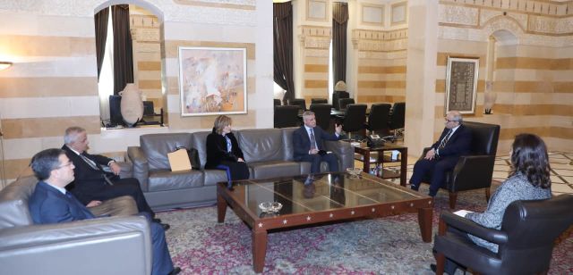 الرئيس سلام يستقبل وفدا من المجلس الاعلى للجمارك